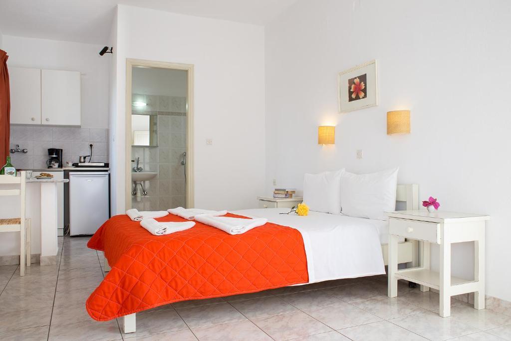 Marili Apartments Studios Parasporos Quarto foto