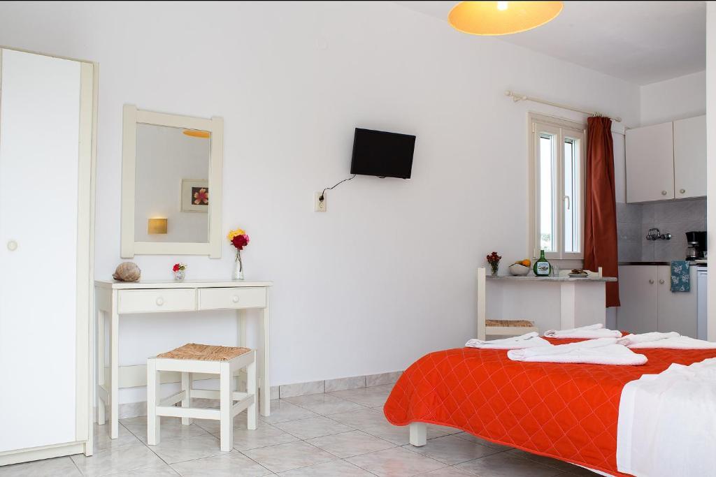 Marili Apartments Studios Parasporos Exterior foto